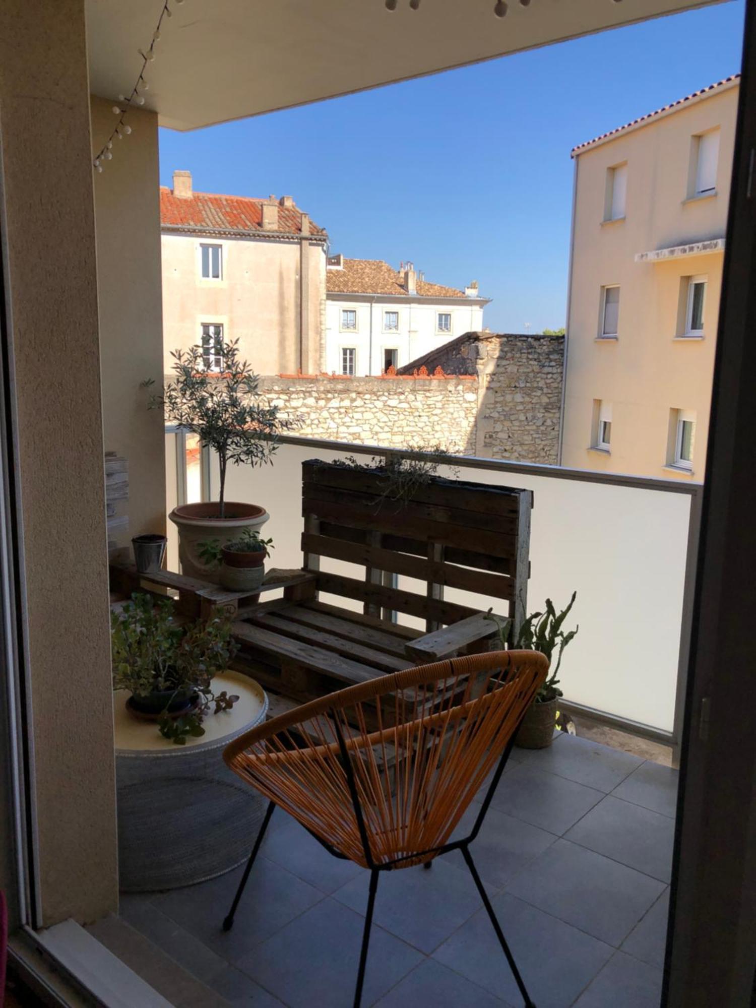 Bel Appartement Nimois Au Calme Avec Balcon Nîmes Kültér fotó